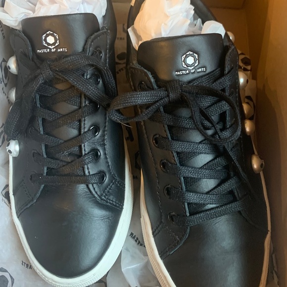 MOA Masters of Arts Mickey Pearl platform sneaker - Picture 8 of 10